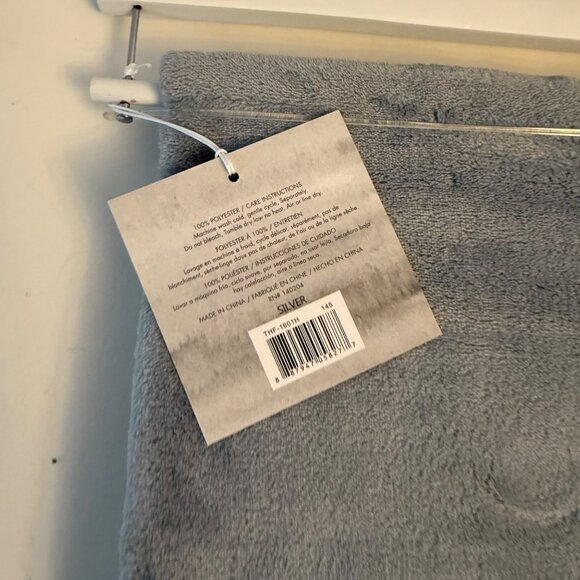 Nova Oversized Plush Throw Blanket Fringe Tassels 50" X 70" Silver Lush Hygge De - Picture 8 of 13